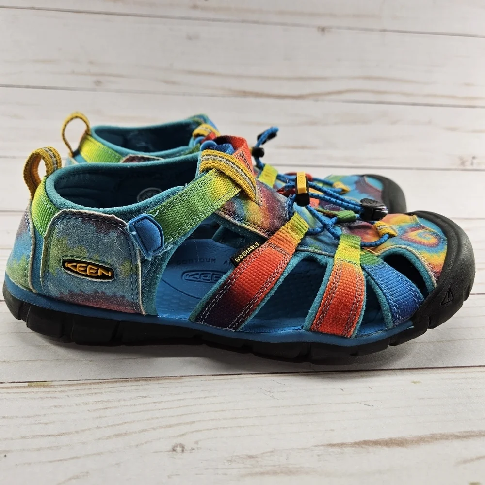 Keen‎ Big Kids Seacamp II CNX Vivid Blue Tie Dye Rainbow Size 4 Shoes 1025152